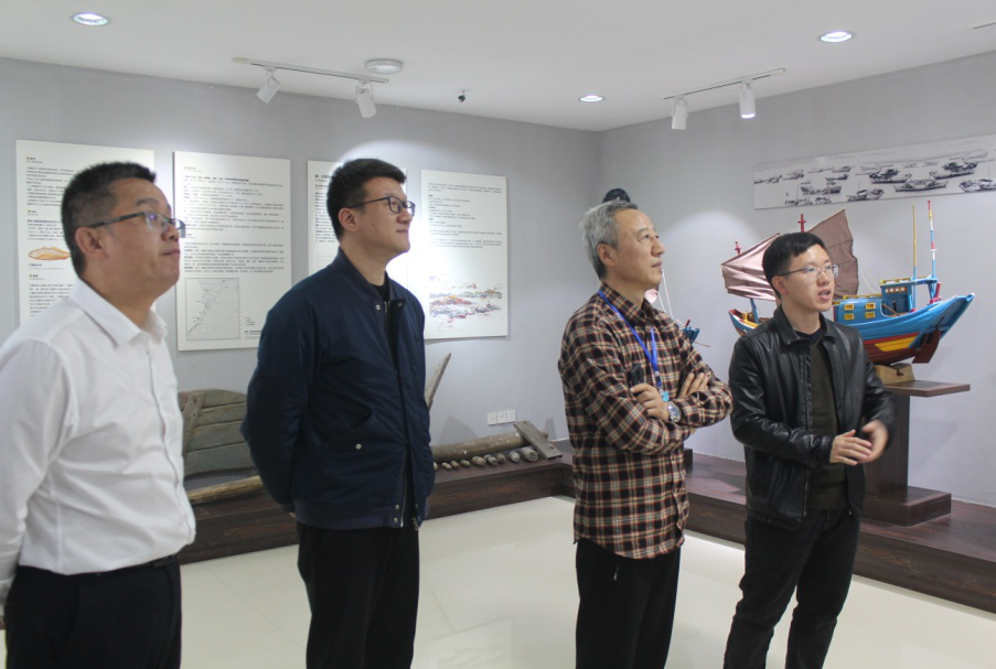 正大集团霍尔峰资深副董事长一行莅临我公司考察访问